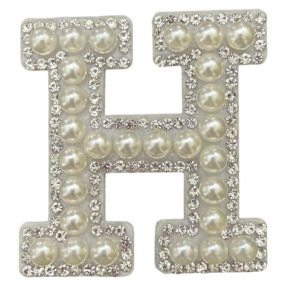 Letter H White Faux Pearl Iron On Patch - Picture 2 of 2